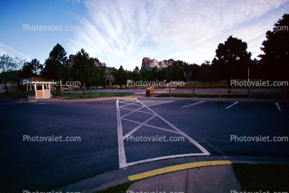 crosswalk, parking lot, Mount Rushmore National Memorial