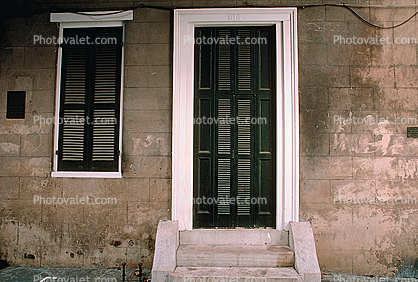 French Quarter, door