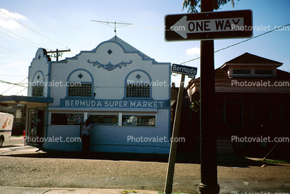 One Way sign, Bermuda Super Market, Ornate Building, opulant