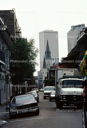 Cars, French Quarter