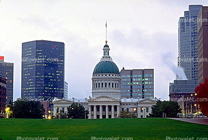 Dome, Saint Louis Historical Old Courthouse, Cityscape, Skyline, Buildings, Skyscraper, Downtown, Outdoors, Outside, Exterior