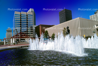 Water Fountain, aquatics, Landmark, Cityscape, Skyline, Buildings, Skyscraper, Downtown, Outdoors, Outside, Exterior