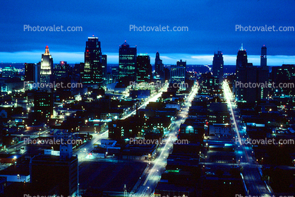 Cityscape, Skyline, Buildings, Skyscraper, Downtown, Streets, Roads, Night, Nighttime, Twilight, Dawn, Morning, Outdoors, Outside, Exterior