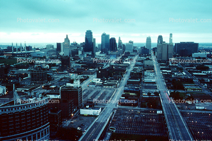 Cityscape, Skyline, Buildings, Skyscraper, Downtown, Streets, Roads, Morning, Outdoors, Outside, Exterior