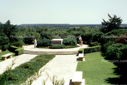 Will Rogers Memorial, gardens, August 1952, 1950s
