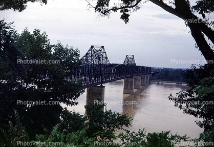 1940s, Bridge