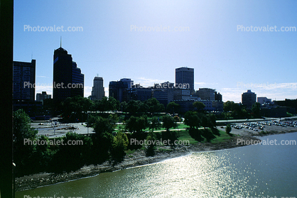 Memphis Skyline, Cityscape, Buildings, Water, riverfront, downtown, 22 October 1993