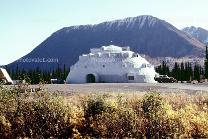 Igloo Hotel, near Denali National Park, dome, building, mountain