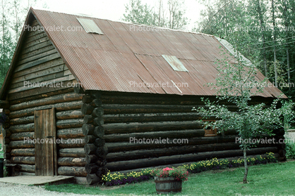Log Cabin, Rika's Roadhouse, July 1993