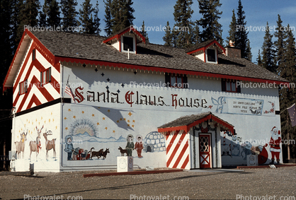 Santa Claus House, wall painting