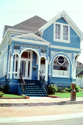 Victorian House near Downtown