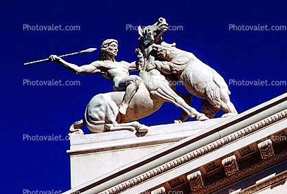 Naked Man Statue, Horse, Spear, Bear, fight, battle, State Capitol