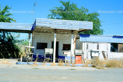 Old gas station, decay, Willows, Central Valley