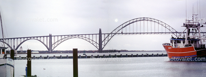 Yaquina Bay Bridge, Newport, US Highway 101, Lincoln County, Oregon, Steel through arch bridge, Landmark, Panorama