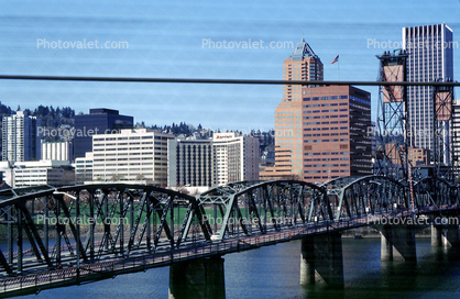 Hawthorne Bridge, Vertical lift bridge, Willamette River, Hawthorne Blvd, Portland