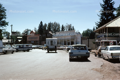 Cars, Buildings, Shops, Winthrop, August 1972