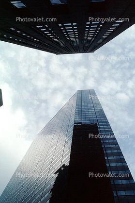looking-up, buildings, Manhattan, 25 November 1989