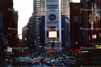cars, Times Square, Buildings in Manhattan, 29 November 1989