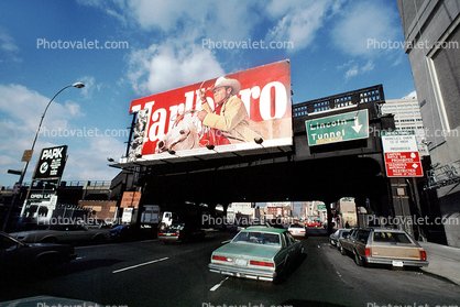 Marlboro, Buildings in Manhattan, 30 November 1989