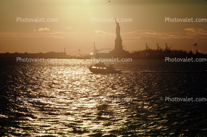 Statue Of Liberty, boat, sun sheen, water, 1 December 1989