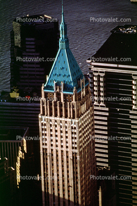 Skyscraper, pyramid roof, 3 December 1989