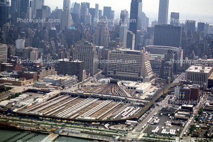 skyscraper, tall building, smog, haze, Subway Trains, Manhattan