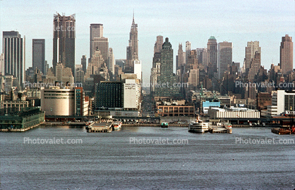 Docks, waterfront, piers, midtown Manhattan, Cityscape, Skyline, Building, Skyscrapers, December 1970, 1970s