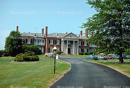 Tarrytown, cars, automobiles, vehicles, 1980s