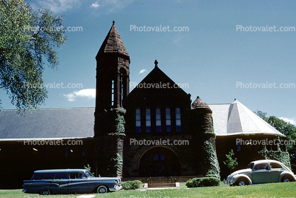 University of Vermont Library, building, ivy, Cars, Ford station wagon, Volkswagen Beetle, September 1960, 1960s