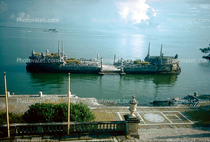 Ship ruin at Villa Vizcaya, 29 November 1964, 1960s