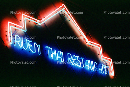 Ruen Thai Restaurant, Neon Lights, night, nighttime