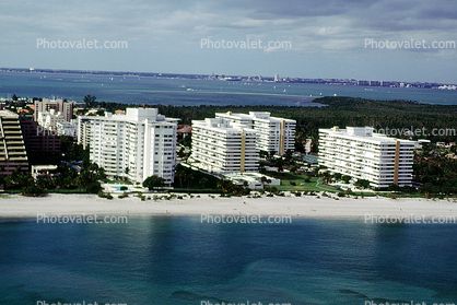 Beach, Sand, Hotel buildings, Atlantic Ocean, 21 January 1995