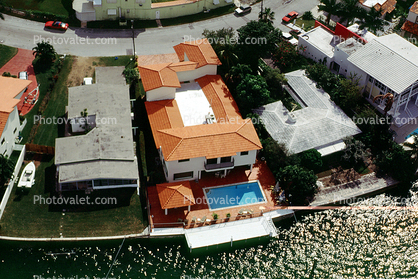Docks, mansion, house, home, Building, domestic, domicile, residency, residential housing, swimming pools, 21 January 1995