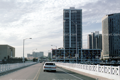 Hotel, Building, car, road, 21 January 1995