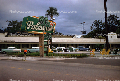Palms Court Motel, cars, pool, mailbox, 1950s