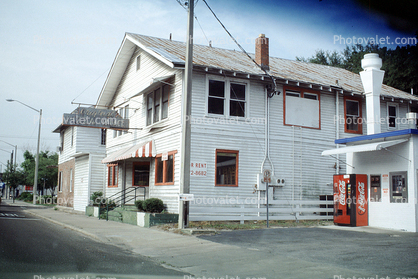 Gainesville, Building