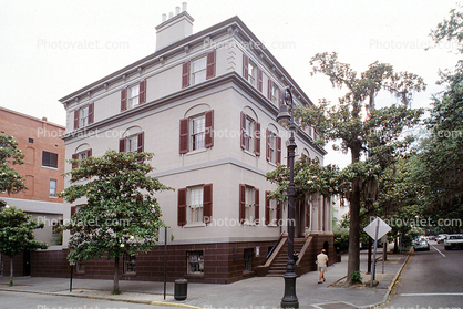 Building, sidewalk, Savannah
