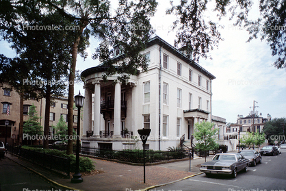 Home, house, mansion, sidewalk, cars, Historic Savannah