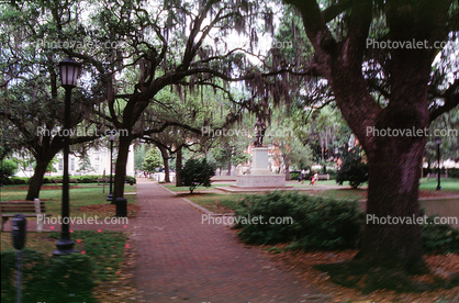 General James Oglethorpe Statue, Bronze Sculpture, walkway, hanging moss, trees, Chippewa Square, Historic Savannah