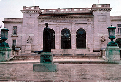 Organization of American States, Building, Statue