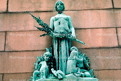 Patina Bronze Statue