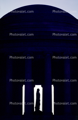 Jefferson Memorial, Statue