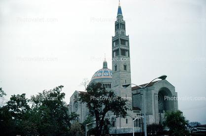 Basilica of the National Shrine Catholic Church, building, dome, tower