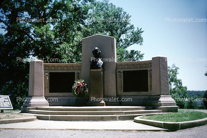 Monument to Gettysburg Lincoln Address, Landmark, Memorial, Abraham Lincoln Statue