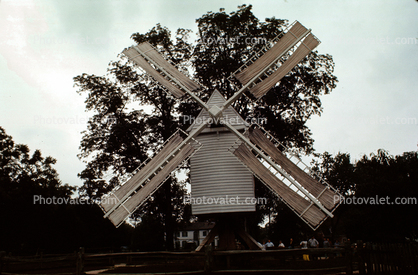 Windmill Building along the Parway