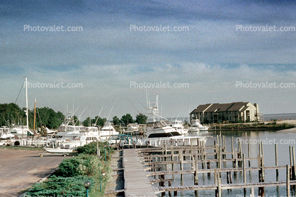 Windmill Point, boat docks, harbor, building, waterfront