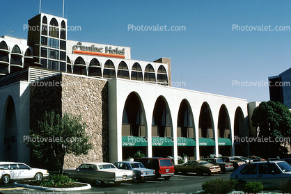 Burlingame, Amfac Hotel, Silicon Valley, Cars, Automobiles, Vehicles, October 1985, 1980s