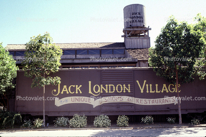 Jack London Village, Water tower tank, boxcar
