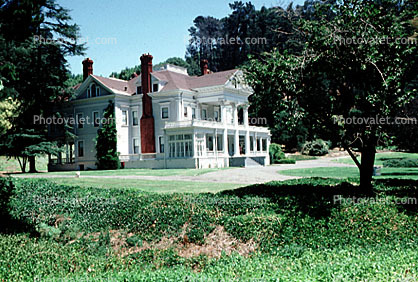 Dunsmuir Mansion