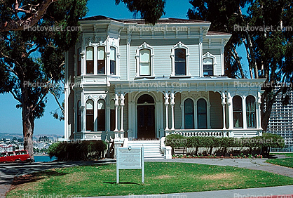 Camron-Stanford House, Mansion, Lake Merritt, mansion, landmark, porch